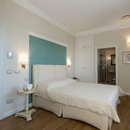 Sleeps 10 Air Con Wifi *